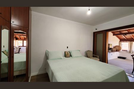 Casa à venda com 193m², 3 quartos e 2 vagas Casa à venda com 193m², 3 quartos e 2 vagasQuarto Suíte