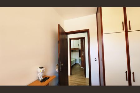 Casa à venda com 193m², 3 quartos e 2 vagas Casa à venda com 193m², 3 quartos e 2 vagasQuarto 4