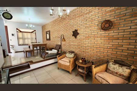 Sala de casa à venda com 3 quartos, 193m² em Parque da Represa, Jundiaí