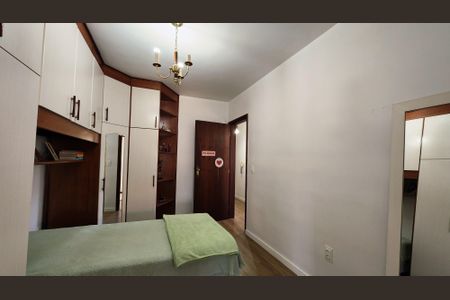 Casa à venda com 193m², 3 quartos e 2 vagas Casa à venda com 193m², 3 quartos e 2 vagasQuarto 2