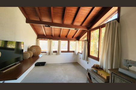 Casa à venda com 193m², 3 quartos e 2 vagas Casa à venda com 193m², 3 quartos e 2 vagasQuarto Suíte