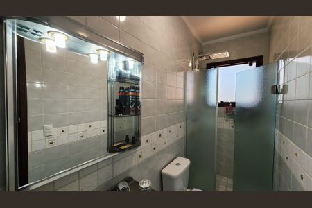 Casa à venda com 193m², 3 quartos e 2 vagas Casa à venda com 193m², 3 quartos e 2 vagasBanheiro