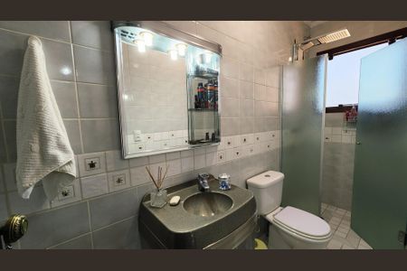 Casa à venda com 193m², 3 quartos e 2 vagas Casa à venda com 193m², 3 quartos e 2 vagasBanheiro