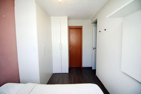 Quarto 1 de apartamento à venda com 2 quartos, 50m² em Vigário Geral, Rio de Janeiro