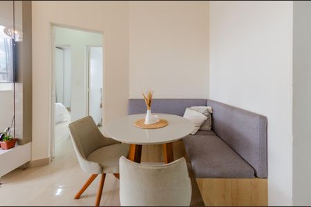 Apartamento à venda com 50m², 2 quartos e 1 vagaSala