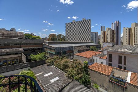 sacada_1 de apartamento para alugar com 2 quartos, 135m² em Liberdade, São Paulo
