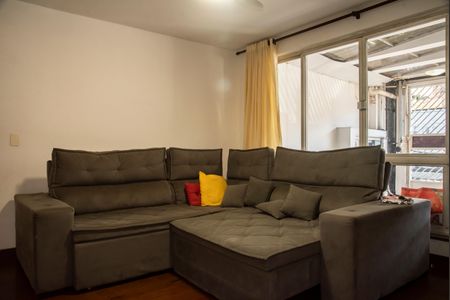 Sala 1 de casa à venda com 3 quartos, 250m² em Planalto Paulista, São Paulo