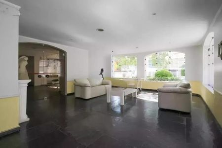 Foto 01 de apartamento à venda com 3 quartos, 81m² em Vila Olímpia, São Paulo