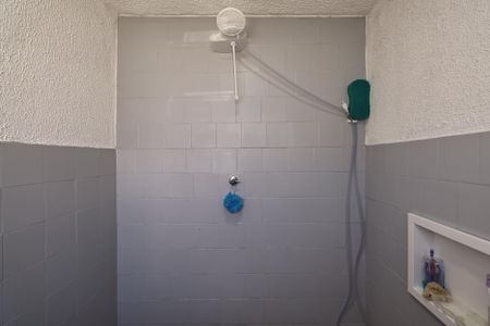 Casa à venda com 104m², 2 quartos e 3 vagas Casa à venda com 104m², 2 quartos e 3 vagasBanheiro