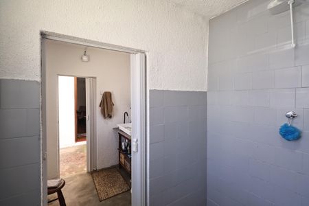 Casa à venda com 104m², 2 quartos e 3 vagas Casa à venda com 104m², 2 quartos e 3 vagasBanheiro