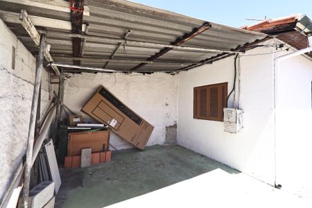 Casa à venda com 104m², 2 quartos e 3 vagas Casa à venda com 104m², 2 quartos e 3 vagasQuintal