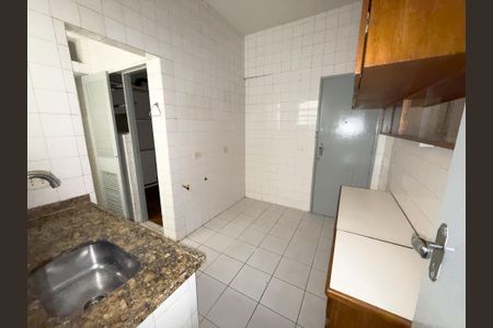 Apartamento à venda com 70m², 2 quartos e 1 vaga Apartamento à venda com 70m², 2 quartos e 1 vagaCozinha