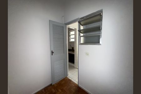 Apartamento à venda com 70m², 2 quartos e 1 vaga Apartamento à venda com 70m², 2 quartos e 1 vagaQuarto de Serviço