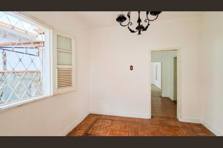 Sala de casa para alugar com 3 quartos, 140m² em Sagrada Família, Belo Horizonte