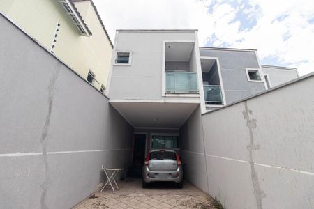 Casa à venda com 140m², 3 quartos e 2 vagasGaragem
