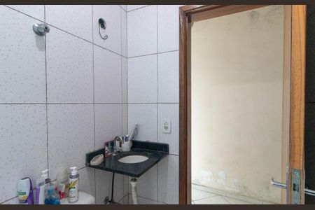 Casa à venda com 140m², 3 quartos e 2 vagasBanheiro Social