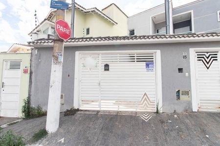 Casa à venda com 140m², 3 quartos e 2 vagasFachada