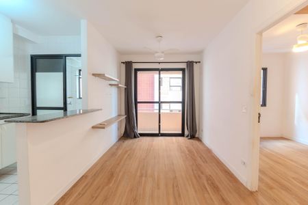 Sala de apartamento para alugar com 1 quarto, 48m² em Consolação, São Paulo
