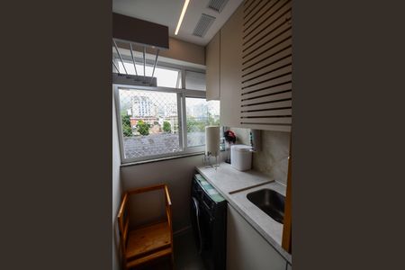 Apartamento à venda com 93m², 3 quartos e 1 vagaÁrea de Serviço