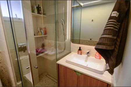 Apartamento à venda com 93m², 3 quartos e 1 vagaBanheiro Social