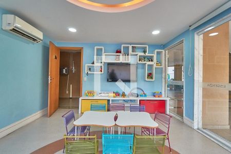 Apartamento à venda com 93m², 3 quartos e 1 vagaÁrea comum