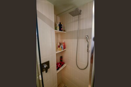 Apartamento à venda com 93m², 3 quartos e 1 vagaBanheiro Social