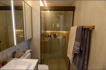 Apartamento à venda com 93m², 3 quartos e 1 vagaBanheiro da suíte