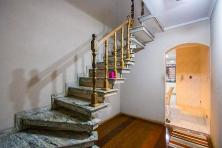 Casa à venda com 250m², 3 quartos e 2 vagasCorredor inferior