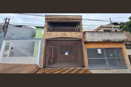 Casa à venda com 250m², 3 quartos e 2 vagasFachada