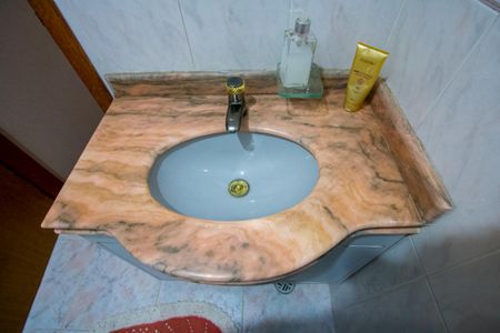 Casa à venda com 250m², 3 quartos e 2 vagasBanheiro social