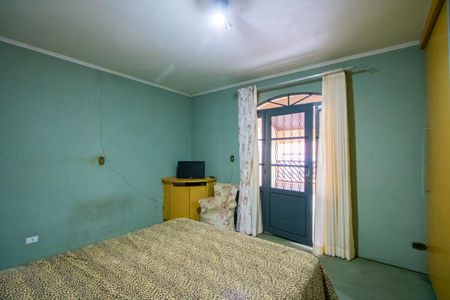 Casa à venda com 250m², 3 quartos e 2 vagasQuarto 1 - Suíte