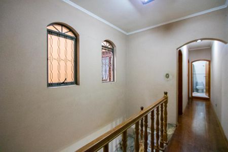 Casa à venda com 250m², 3 quartos e 2 vagasCorredor superior