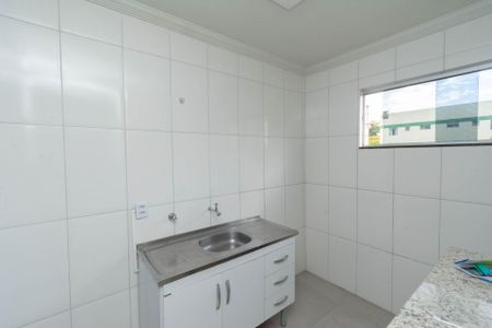 Apartamento para alugar com 43m², 2 quartos e 1 vagaCozinha e Área de Serviço