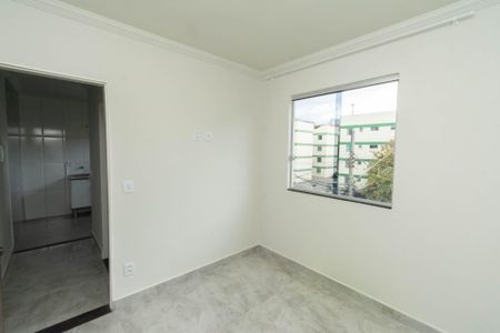 Quarto 1 de apartamento para alugar com 2 quartos, 43m² em Santa Cruz Industrial, Contagem