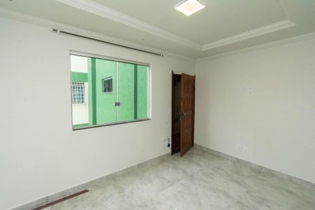 Sala de apartamento para alugar com 2 quartos, 43m² em Santa Cruz Industrial, Contagem