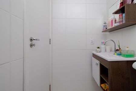 Apartamento à venda com 32m², 2 quartos e sem vaga Apartamento à venda com 32m², 2 quartos e sem vagaBanheiro