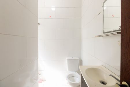 Casa de condomínio para alugar com 70m², 2 quartos e sem vagaBanheiro