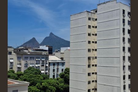 Vista da sala de apartamento para alugar com 1 quarto, 89m² em Catete, Rio de Janeiro