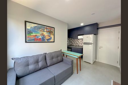 Sala/Cozinha de apartamento para alugar com 2 quartos, 33m² em Barra Funda, São Paulo