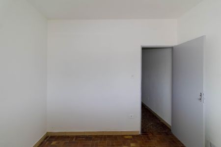 Quarto 1 de casa para alugar com 2 quartos, 70m² em Jardim Marília, São Paulo