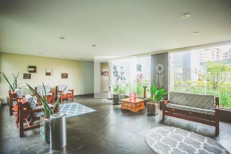 Apartamento para alugar com 55m², 2 quartos e 1 vaga Apartamento para alugar com 55m², 2 quartos e 1 vagaHall social