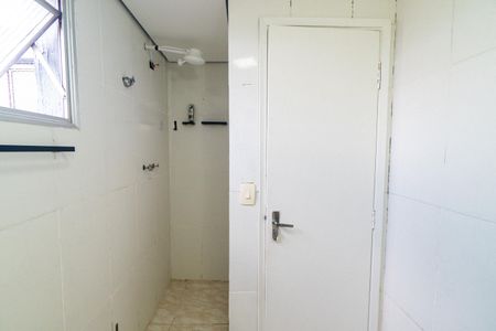 Apartamento para alugar com 55m², 2 quartos e 1 vaga Apartamento para alugar com 55m², 2 quartos e 1 vagaBanheiro