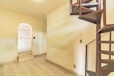 Casa para alugar com 2 quartos, 70m² em Vila Campestre, São Paulo