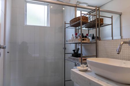 Casa à venda com 120m², 3 quartos e 2 vagasBanheiro da Suíte