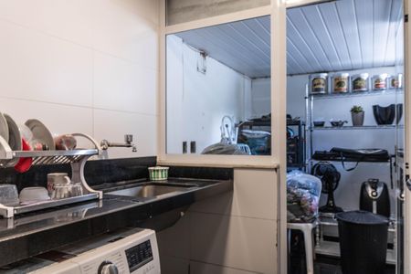 Casa à venda com 120m², 3 quartos e 2 vagasÁrea de Serviço