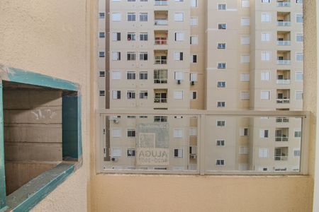 Varanda de apartamento à venda com 2 quartos, 45m² em Costa E Silva, Porto Alegre