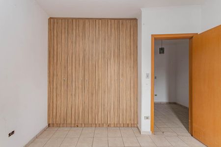 Quarto 1 de casa para alugar com 2 quartos, 120m² em Vila Nair, São Paulo