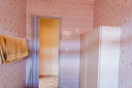 Casa à venda com 214m², 2 quartos e 2 vagas