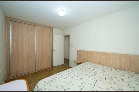 Casa à venda com 200m², 3 quartos e 5 vagas Casa à venda com 200m², 3 quartos e 5 vagasQUARTO2