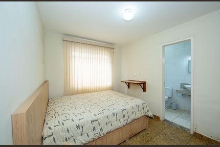 Casa à venda com 200m², 3 quartos e 5 vagas Casa à venda com 200m², 3 quartos e 5 vagasQUARTO2